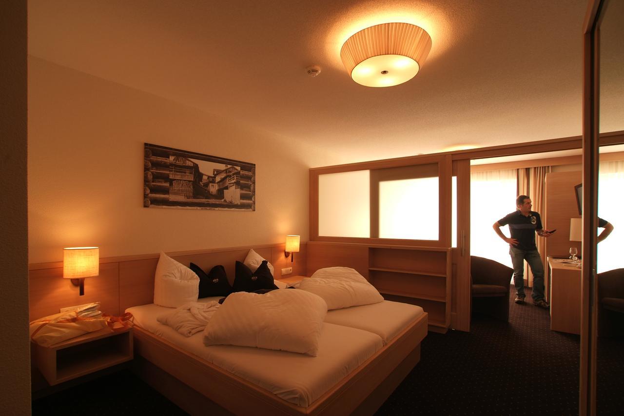Hotel Roeck Garni Фісс Екстер'єр фото